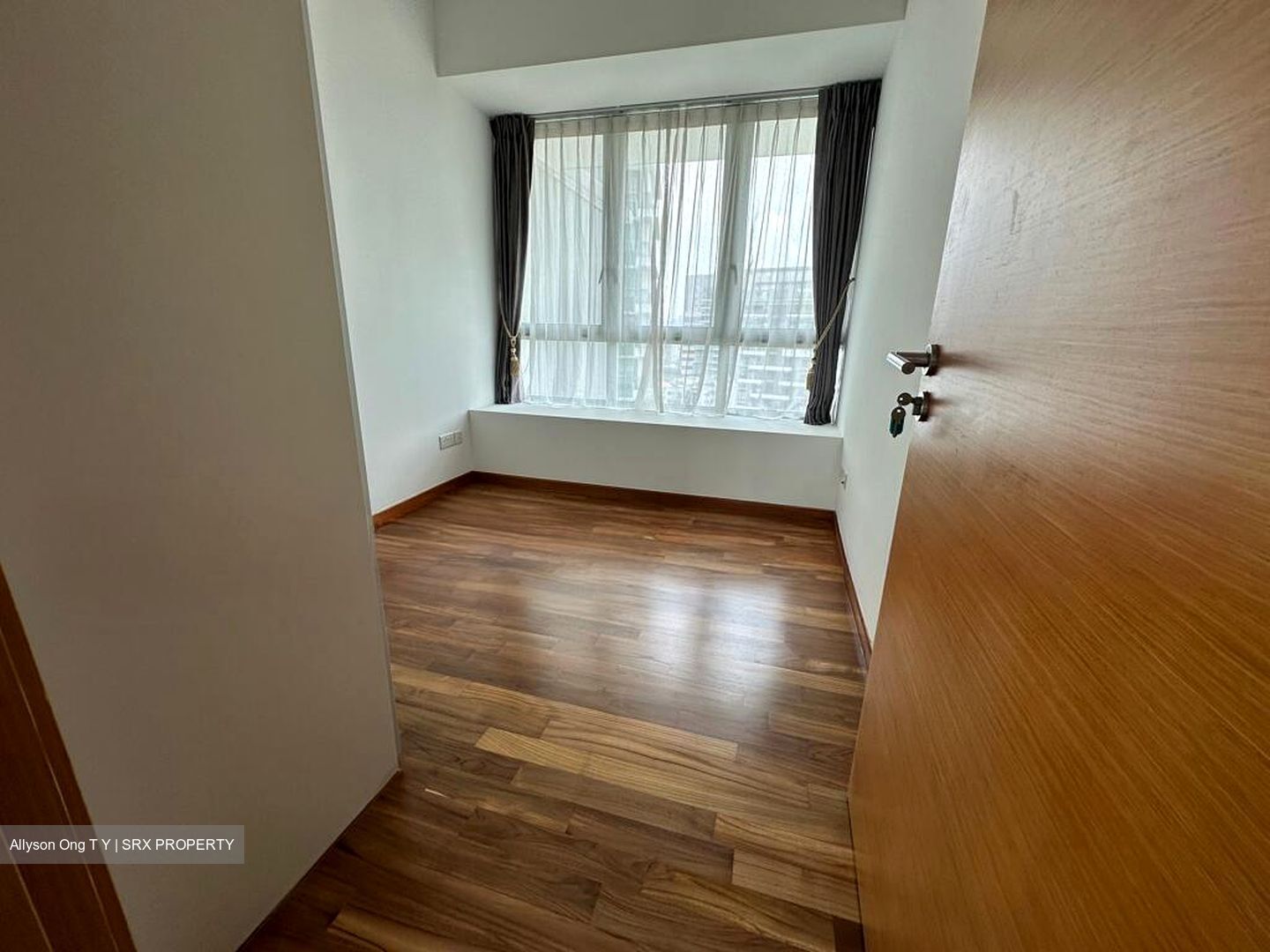 Pavilion 11 (D11), Condominium #499582811